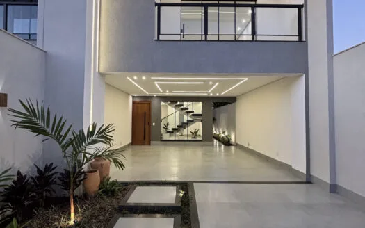 JARDIM CRISTALINO